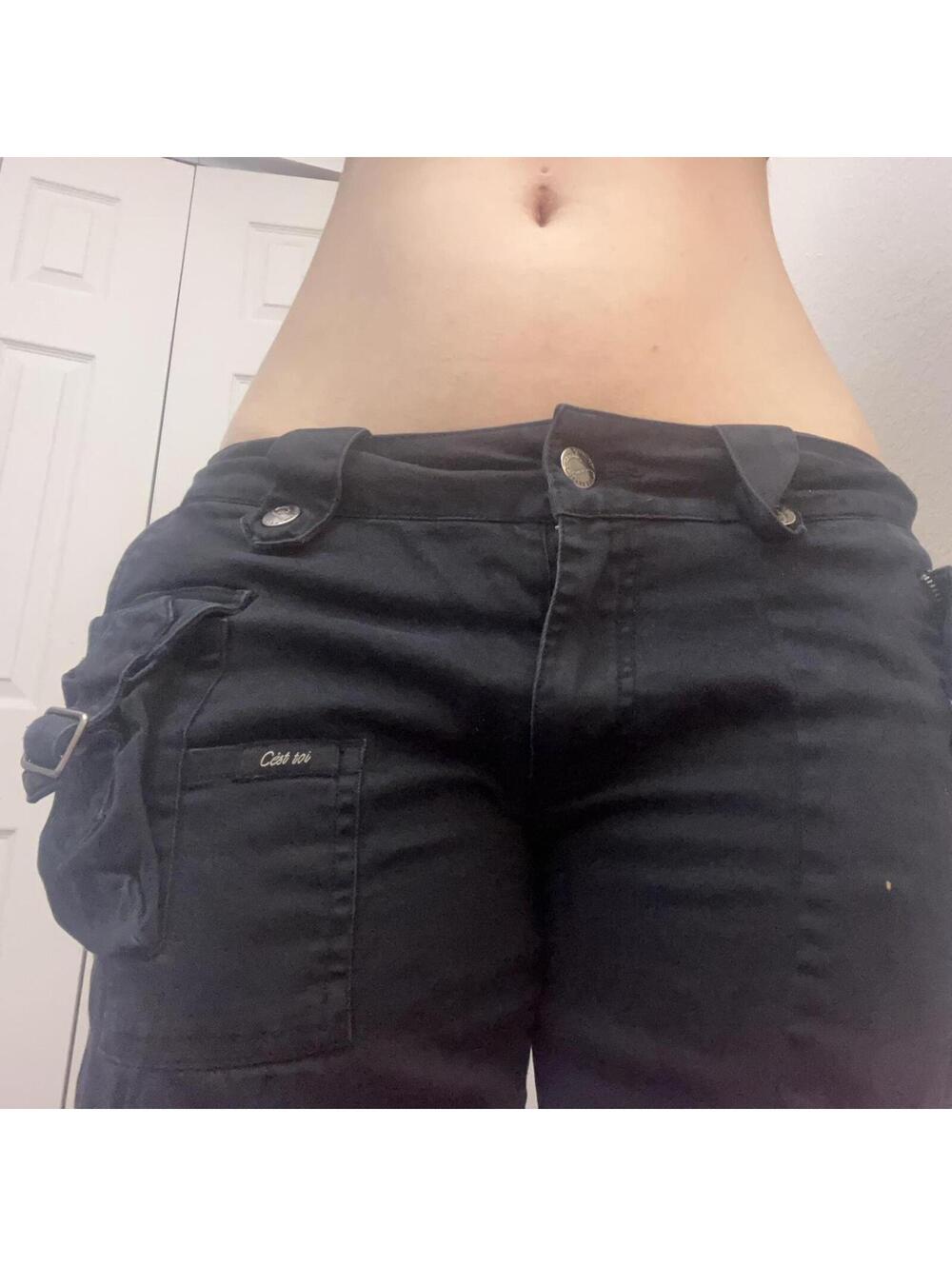 Black cargo pants with hardware details